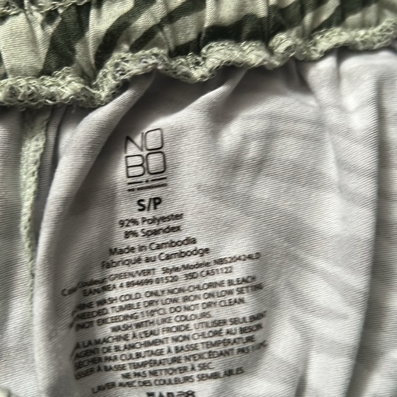 Green zebra print shorts - Picture 3 of 3